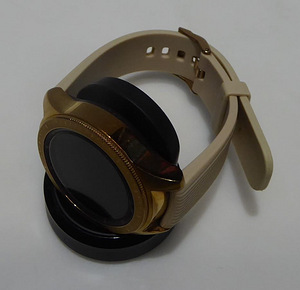 Nutikell Samsung Galaxy Watch 42 mm, rose gold + Laadija (5 foto / 7)
