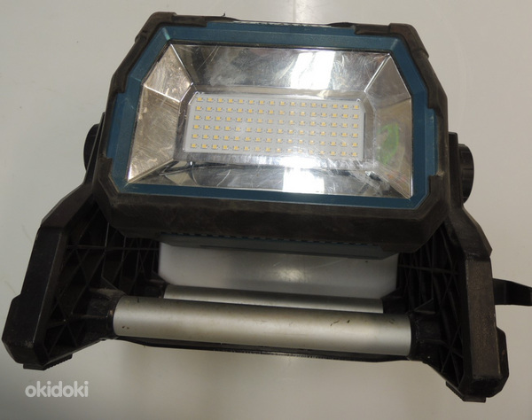 LED prožektor Makita DML809 (ilma akud) (foto #2)