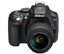 Peegelkaamera Nikon D5300 + 2 objektivid + laadija + kott