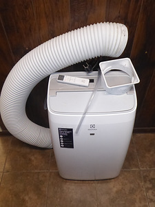 Electrolux EACM-12 CLC(CL)/N6 mobiilne konditsioneer (2 foto / 6)
