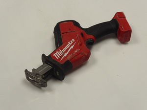 Akuotssaag Milwaukee M18 FHZ 18V (ilma aku ja laadijata) (5 foto / 5)