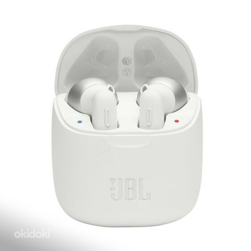 Bluetooth наушники JBL Tune 220TWS + док