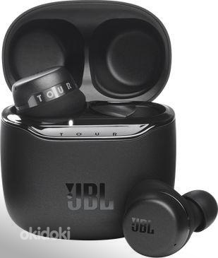 Наушники JBL Tour PRO TWS