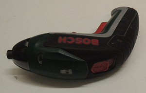 Akutrell Bosch IXO3603 + laadija (5 foto / 6)