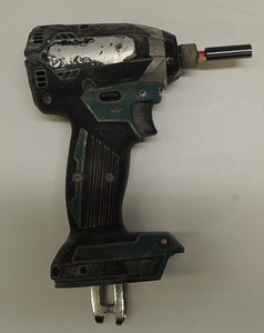 Akutrell Makita DTD153 (ilma aku) (3 foto / 5)