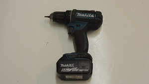 Akutrell Makita DDF482 + 5ah (2 foto / 5)