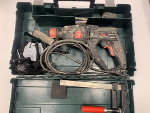 Перфоратор Skil 600w + metabo ящик (3 фото из 6)