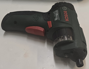 Аку отвертка Bosch PSR Select + зарядка + чемодан (6 фото из 6)