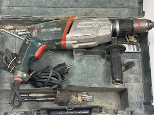 Перфоратор Metabo KHE 2850 + Чемодан (3 фото из 6)