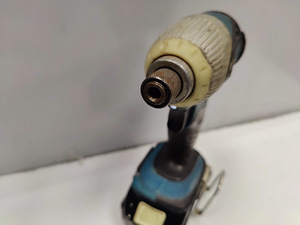 Akutrell Makita BTD140 + Aku 4.0AH (4 foto / 5)