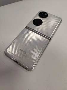 Telefon Huawei P50 Pocket (3 foto / 5)