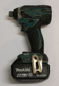 Akutrell Makita DTD152 + aku 5,0Ah (2 foto / 5)