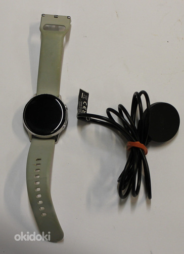 Смарт часы Samsung Galaxy watch Active (SM-R500) + зарядка