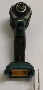 Akulööktrell Makita DTD152 (ilma aku) (4 foto / 5)