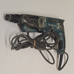 Puurvasar Makita HR2630 (2 foto / 5)