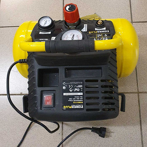 Õhukompressor PowerPlus POWX1723 (2 foto / 5)