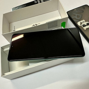 Mobiiltelefon Samsung Galaxy A71 128GB + Karp + Ümbrik (3 foto / 5)
