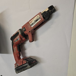 Kruuvikeeraja Milwaukee M18 FSG + 3,0Ah (5 foto / 5)