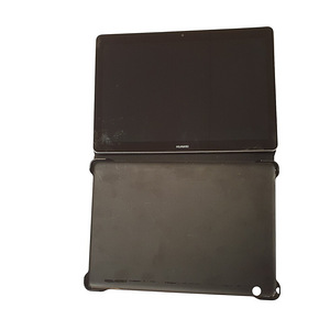 Планшет Huawei MediaPad T3 10" + чехол (3 фото из 5)