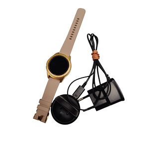 Nutikellad Samsung galaxy Watch SM-R815f + Laadija (1 foto / 5)
