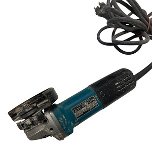 Nurklihvija Makita 9558HN (3 foto / 4)