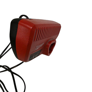 Laadija Milwaukee C12 C (5 foto / 5)