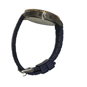 Часы на руку Guess W0798G2 (3 фото из 5)