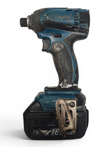 Akutrell Makita BTD146 + aku 5.0Ah (3 foto / 5)