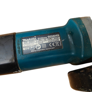 Relakas Makita 9558HN (3 foto / 5)