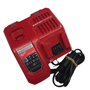 Laadija Milwaukee M12-18FC (1 foto / 5)