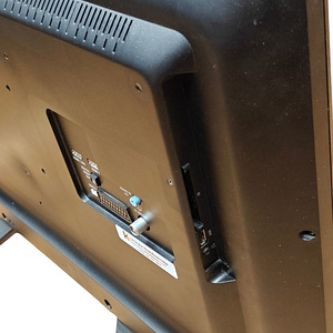 Teler Philips 32" 32PFT4100/12 + Juhe + Pult (5 foto / 5)