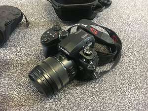 Fotokaamera Panasonic Lumix G90 + 2 objektiivi (1 foto / 3)