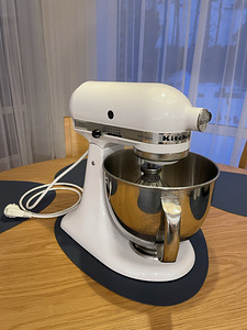 Kitchen Aid Artisan 4,8l mikser (1 foto / 2)
