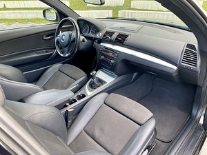 BMW e82 118d M pakett (10 foto / 14)