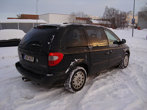 Chrysler Voyager (5 фото из 9)