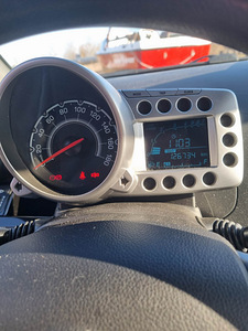 Chevrolet Spark (2 фото из 3)
