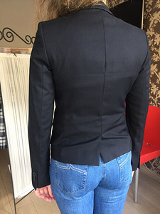 Naiste jakk, Hugo Boss, 34. (2 foto / 2)