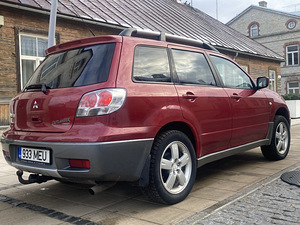 Mitsubishi Outlander B+G (2 foto / 10)