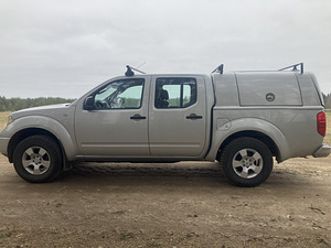 Nissan Navara (3 foto / 8)