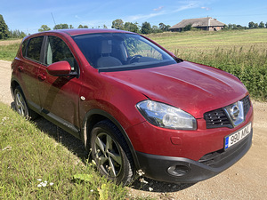 Nissan Qashqai (3 foto / 8)