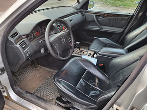 Mercedes-benz e220 cdi (5 фото из 8)