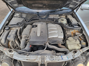 Mercedes-benz e220 cdi (6 фото из 8)