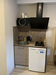 Üürile anda väike korteri studio (3 foto / 5)