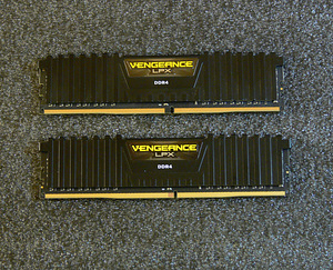 AsRock H110M-DGS, i5-7500, DDR4 16GB (6 foto / 9)