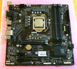 Gigabyte B560M DS3H, i5-11400, DDR4-3600 16GB,SSD M.2 256GB (4 foto / 10)