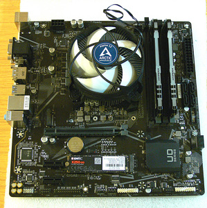 Gigabyte B560M DS3H, i5-11400, DDR4-3600 16GB,SSD M.2 256GB (3 foto / 10)