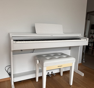 Yamaha YDP163 (2 foto / 4)