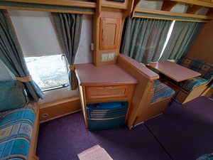 Elddis 2002 (6 фото из 10)