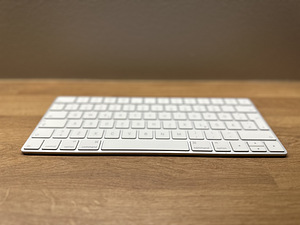 Magic Keyboard A1644