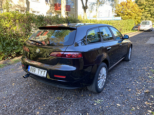 Alfa Romeo 159 diisel 110kw (7 foto / 14)